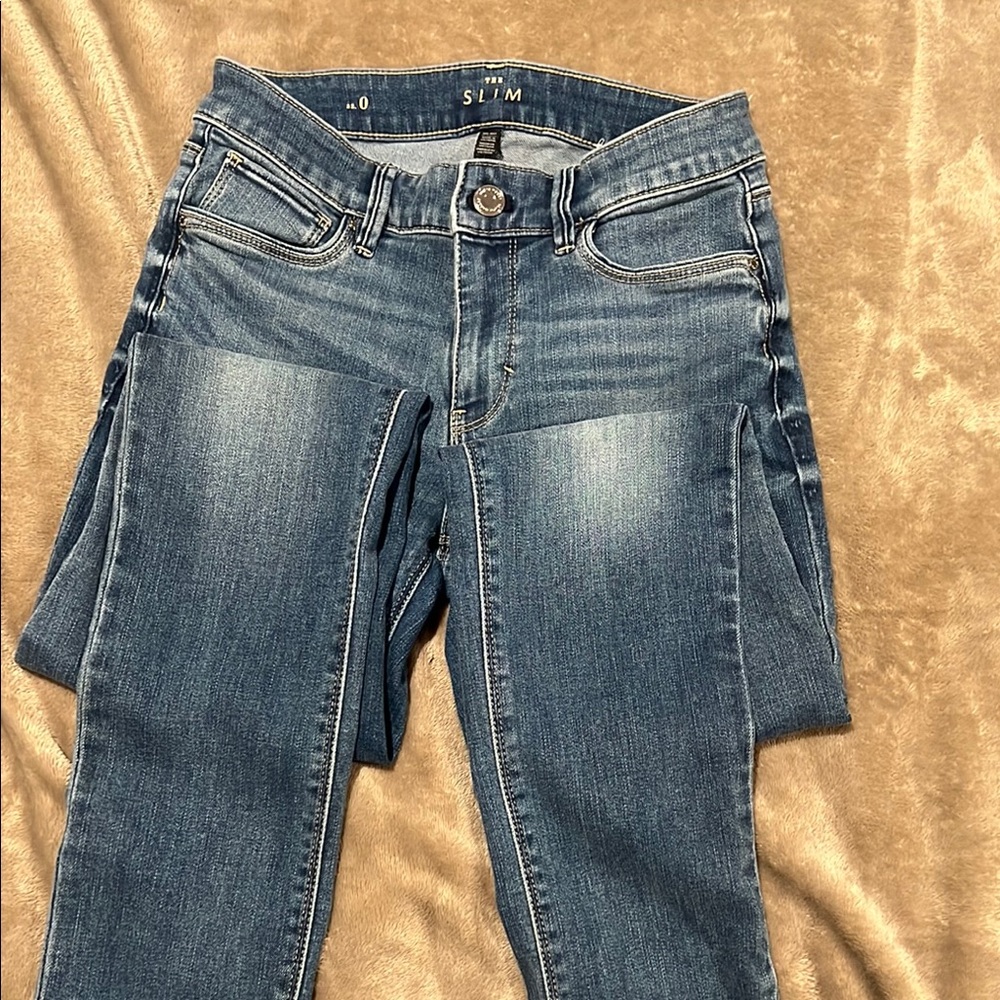 Women's Slim Fit Blue Jeans